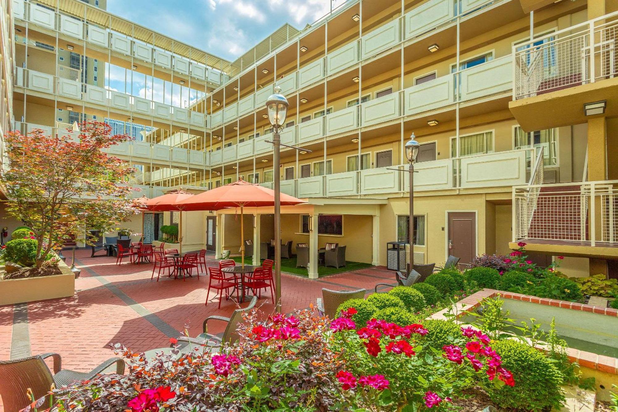 Inn At The Peachtrees, Ascend Hotel Collection Atlanta Zewnętrze zdjęcie